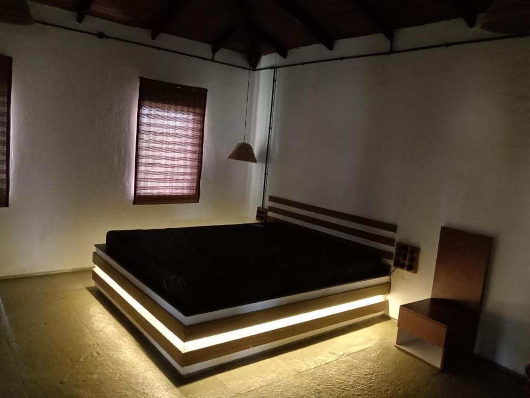 Villa The Earth Farm Nashik Exterior foto